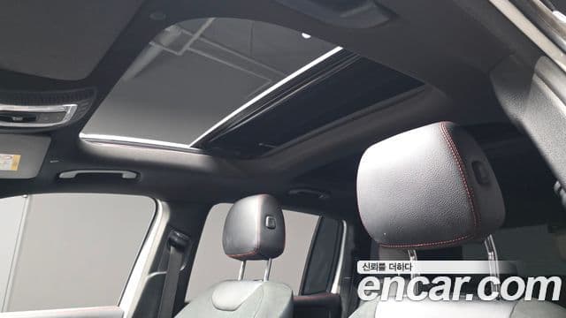 Mercedes-Benz GLB-Class 2021 — ფოტო 19/20