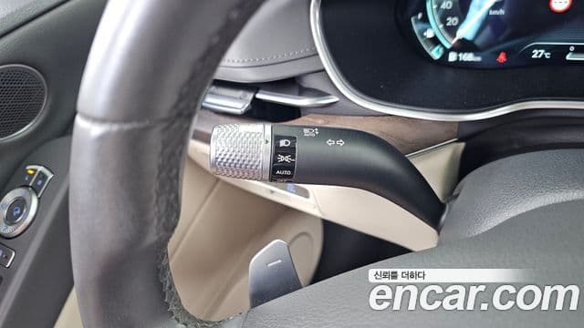 Genesis G80 2023 — Photo 17/34