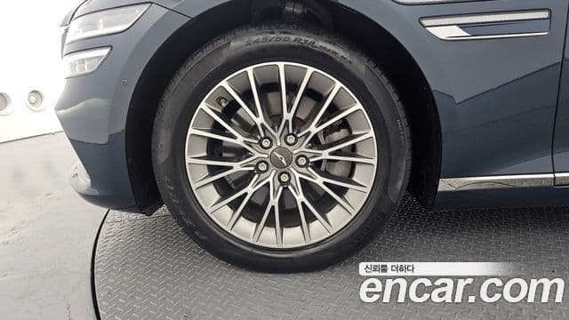 Genesis Electrified G80 2021 — фото 5 из 20