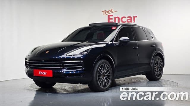 Porsche Cayenne 2021 — ფოტო 10/20