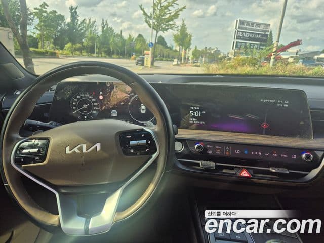 Kia K8 2022 — Şəkil 11/17