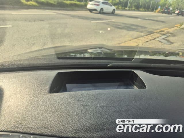 Kia K8 2022 — Şəkil 17/17