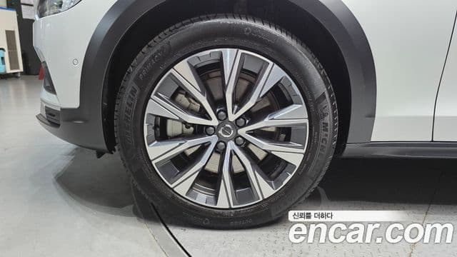 Volvo V90 Cross Country 2023 — Şəkil 5/20