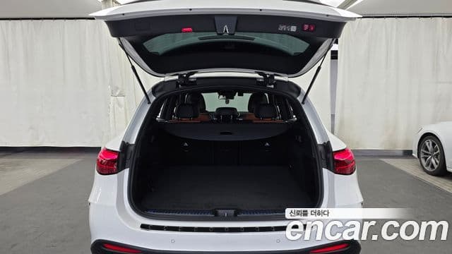 Mercedes-Benz GLC-Class 2024 — Şəkil 20/20