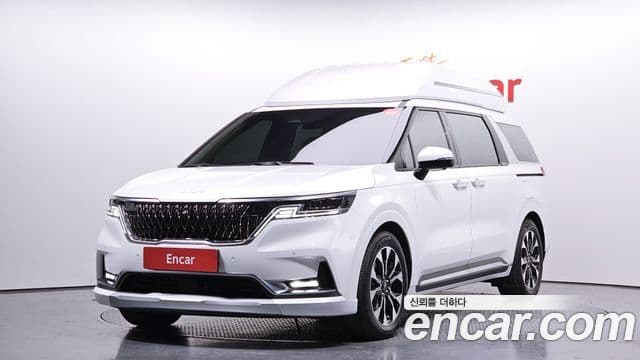 Kia Carnival 2021 — Фото 1/20