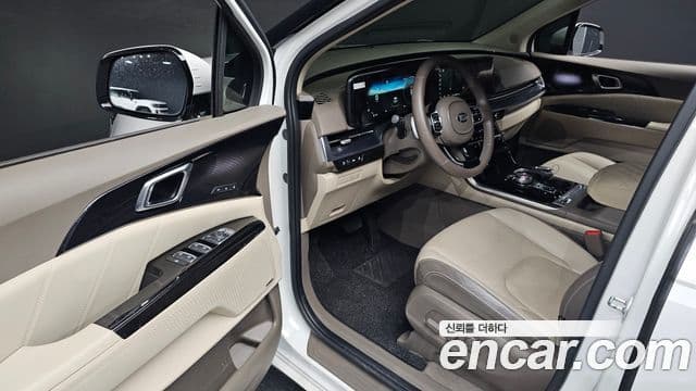 Kia Carnival 2021 — Фото 10/20