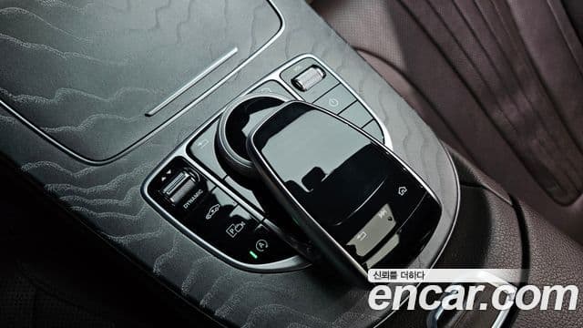 Mercedes-Benz CLS-Class 2019 — ფოტო 17/20
