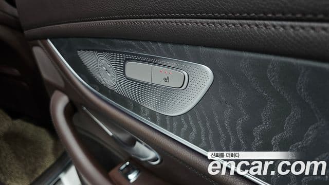 Mercedes-Benz CLS-Class 2019 — ფოტო 19/20
