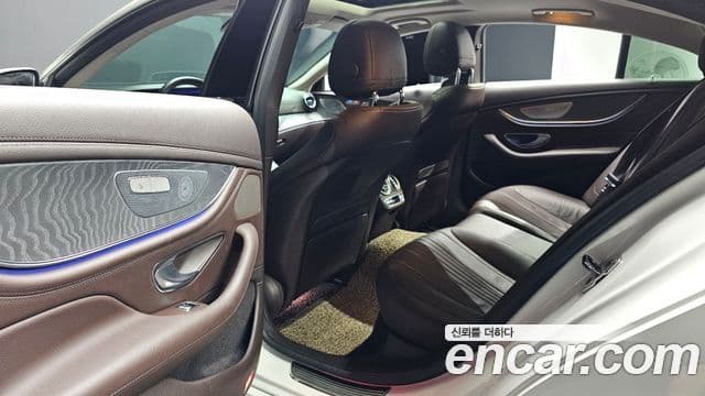 Mercedes-Benz CLS-Class 2019 — Photo 29/31