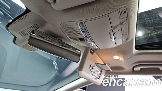 Mercedes-Benz CLS-Class 2019 — Photo 13/31
