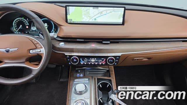 Genesis Electrified G80 2023 — фото 14 из 20