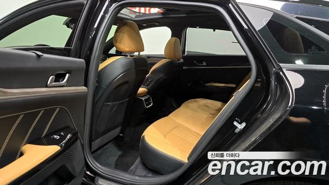 Kia K5 2021 — ფოტო 11/20