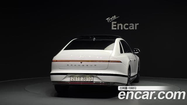 Hyundai Grandeur 2022 — Фото 4/20