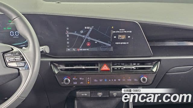 Kia Niro 2022 — Фото 14/20