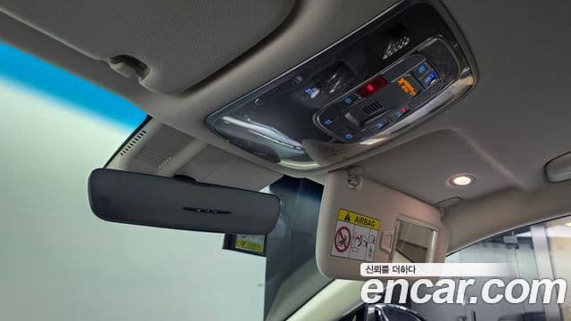 Genesis Electrified G80 2024 — ფოტო 18/20