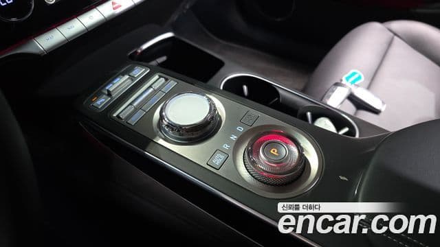 Genesis GV70 2024 — фото 9 из 20
