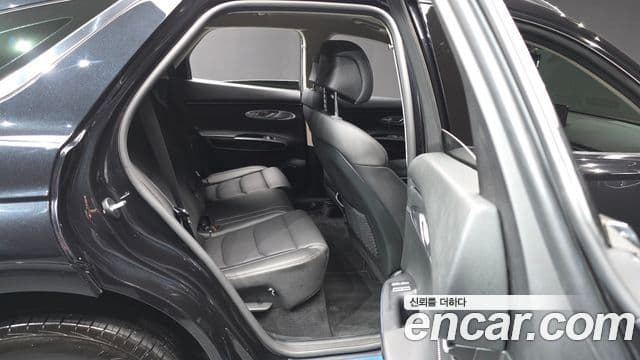 Genesis GV70 2024 — ფოტო 12/20
