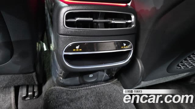 Genesis GV70 2024 — ფოტო 19/20