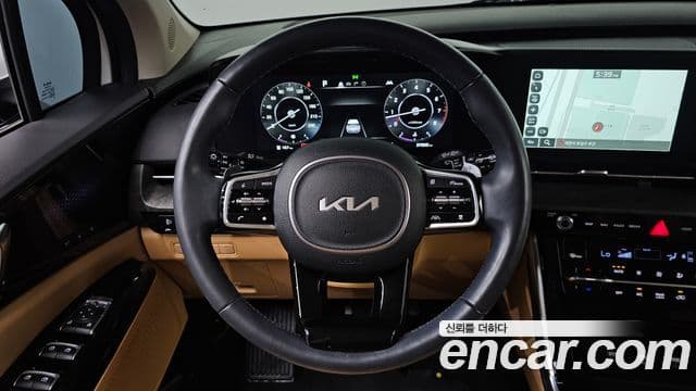 Kia Carnival 2023 — Фото 15/20