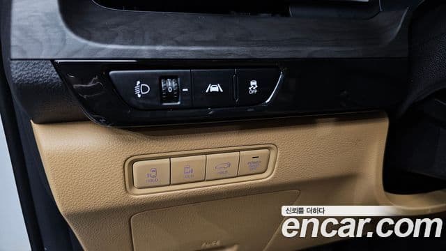 Kia Carnival 2023 — Фото 20/20