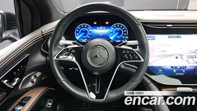 Mercedes-Benz EQS SUV 2023 — ფოტო 10/33