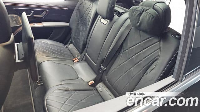 Mercedes-Benz EQS SUV 2023 — ფოტო 3/33