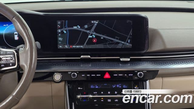 Kia Carnival 2021 — ფოტო 14/20