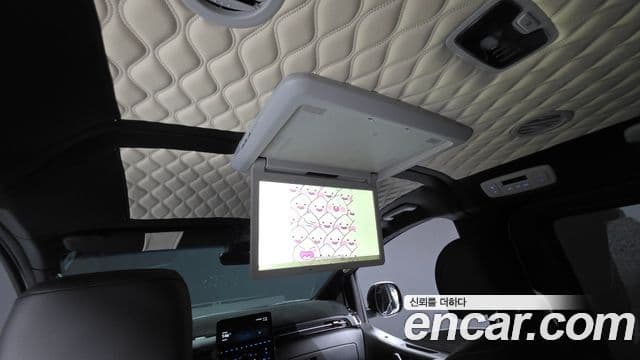 Hyundai Staria 2022 — Фото 18/20