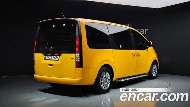 Hyundai Staria 2022 — Şəkil 2/20