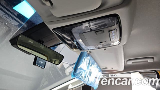 Hyundai Staria 2022 — Şəkil 19/20