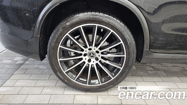 Mercedes-Benz GLC-Class 2019 — ფოტო 16/20