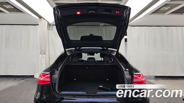 Mercedes-Benz GLC-Class 2019 — ფოტო 18/20