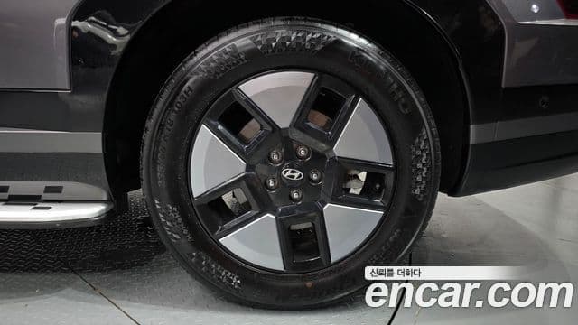 Hyundai Santa Fe 2024 — Photo 29/37