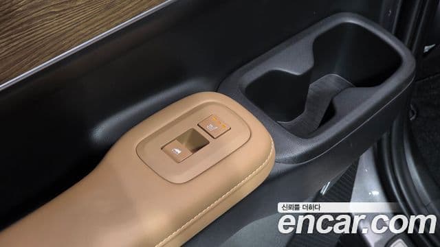 Hyundai Santa Fe 2024 — Photo 2/37