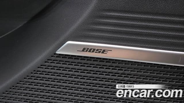 Hyundai Santa Fe 2024 — Photo 12/37