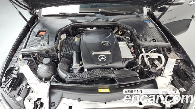 Mercedes-Benz E-Class 2020 — ფოტო 5/20