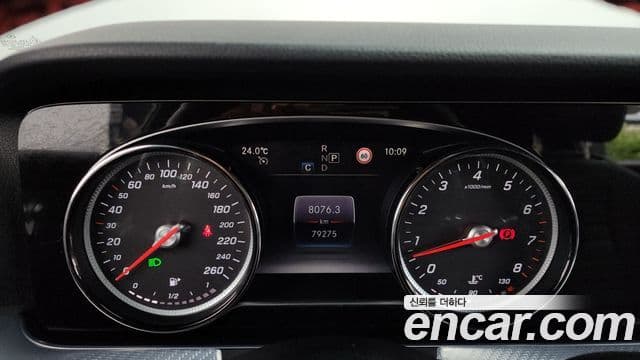 Mercedes-Benz E-Class 2020 — ფოტო 7/20
