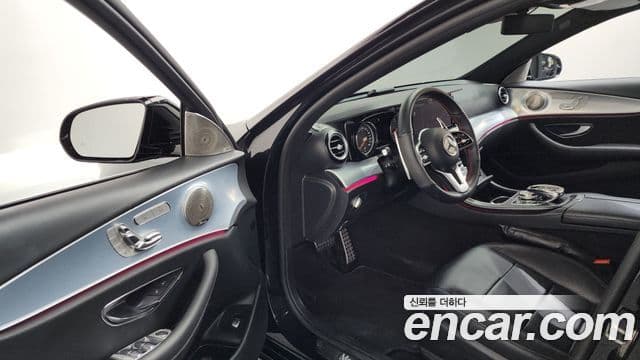 Mercedes-Benz E-Class 2020 — ფოტო 9/20