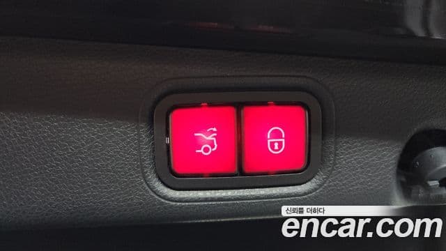 Mercedes-Benz E-Class 2020 — ფოტო 16/20