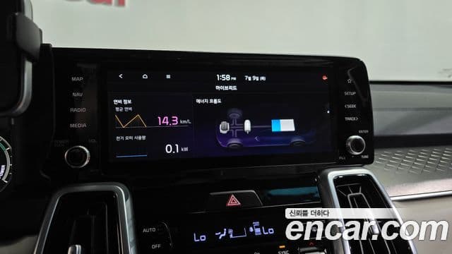 Kia Sorento 2021 — Фото 17/20