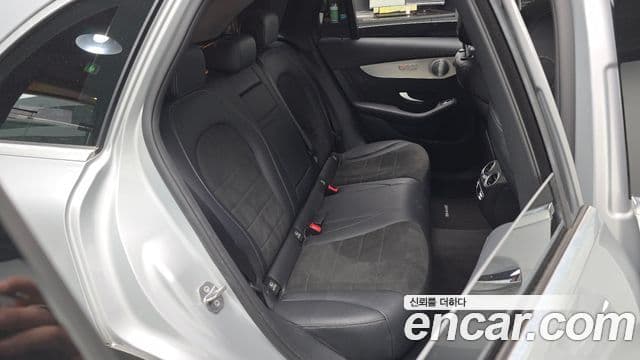 Mercedes-Benz GLC-Class 2019 — Şəkil 11/20