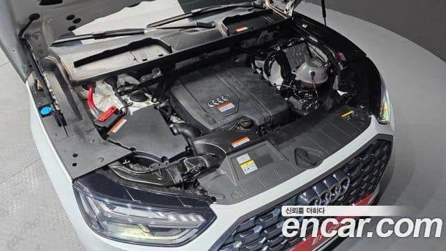 Audi Q5 2023 — ფოტო 5/20