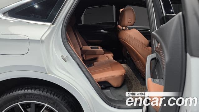 Audi Q5 2023 — ფოტო 11/20