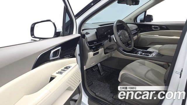 Kia Carnival 2024 — Şəkil 10/20
