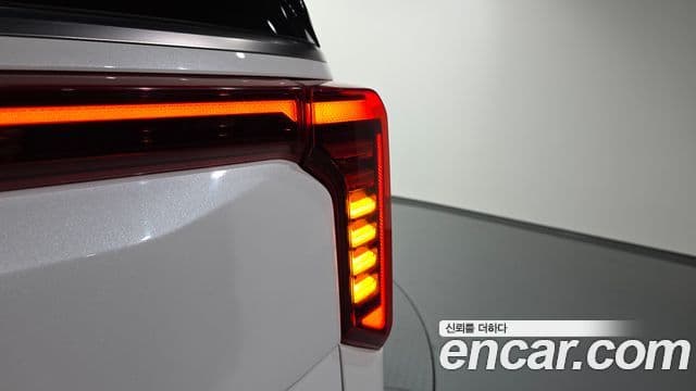 Kia Carnival 2024 — Photo 20/33