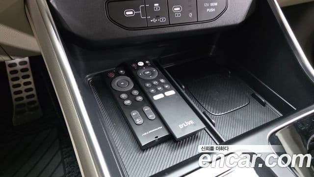 Kia Carnival 2024 — Photo 24/33