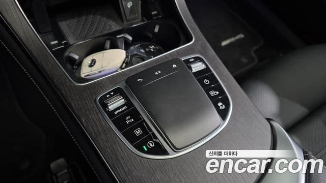 Mercedes-Benz GLC-Class 2020 — Şəkil 18/20
