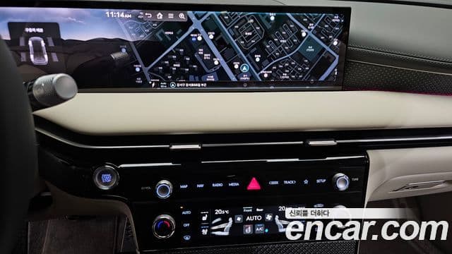 Genesis Electrified G80 2025 — Şəkil 15/20