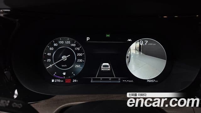 Kia K5 2020 — ფოტო 8/20