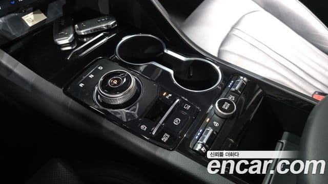 Kia K5 2020 — ფოტო 9/20